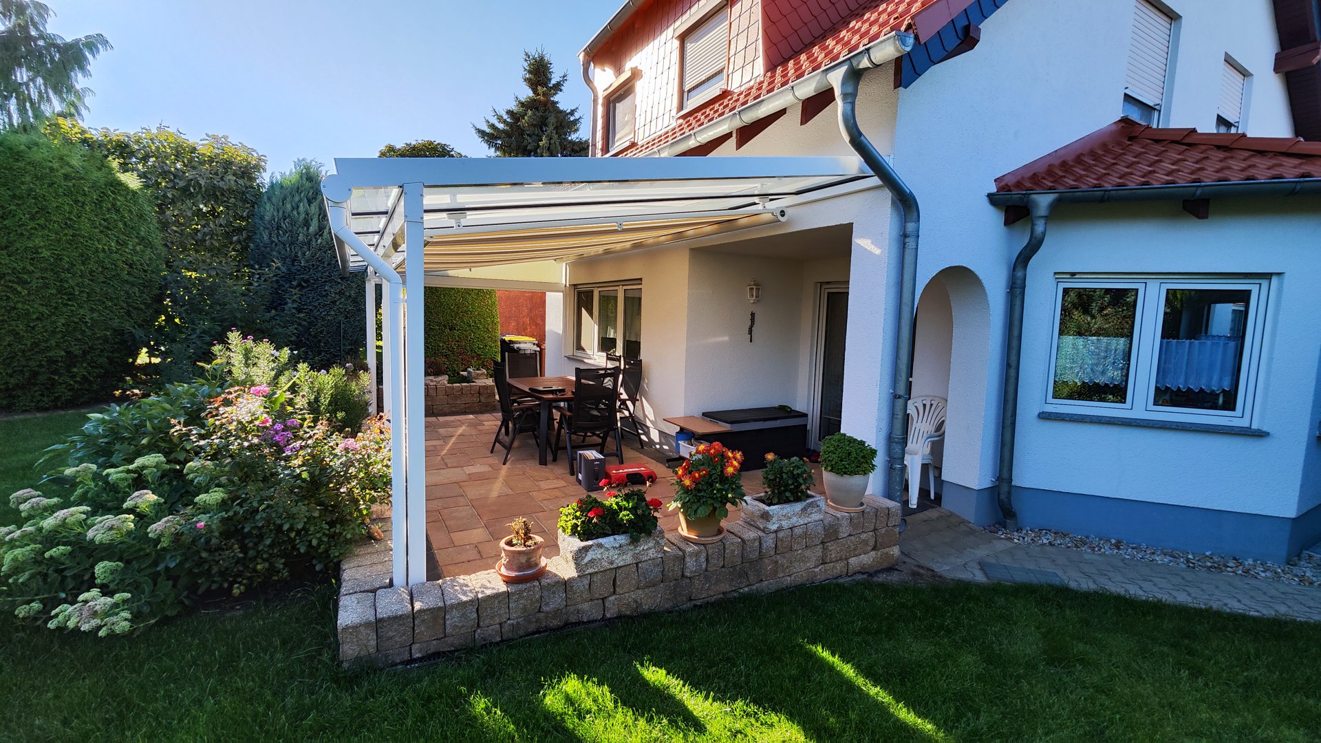 Terrassendach mit Dachüberstand
